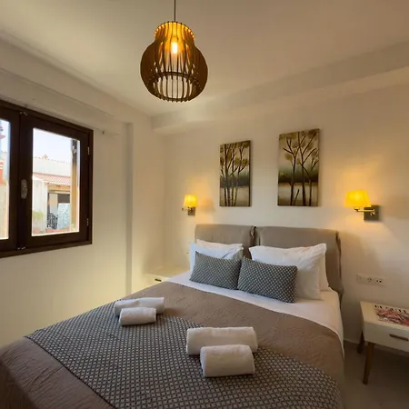 Deluxe Hotel Chania (Crete)