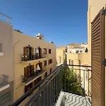 Deluxe Hotel