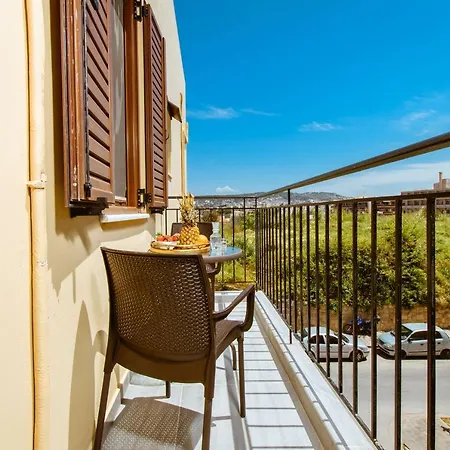Deluxe Hotel Chania (Crete)