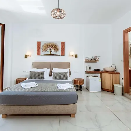 Hotel Deluxe Chania (Crete)