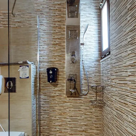 Hotel Deluxe Chania (Crete)