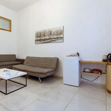 Hotel Deluxe Chania (Crete)