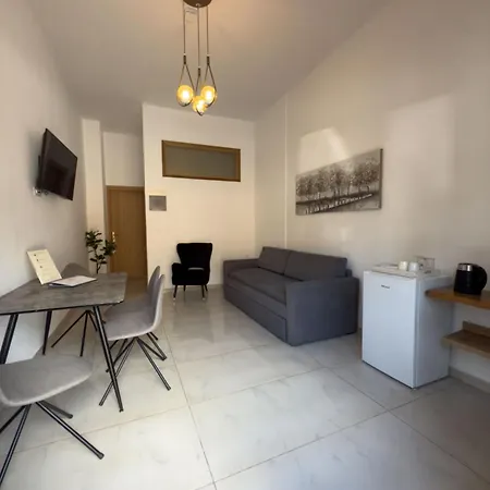 Deluxe Hotel 3*