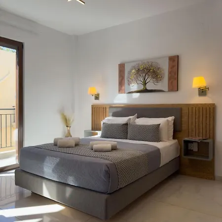 Hotel Deluxe Chania (Crete)