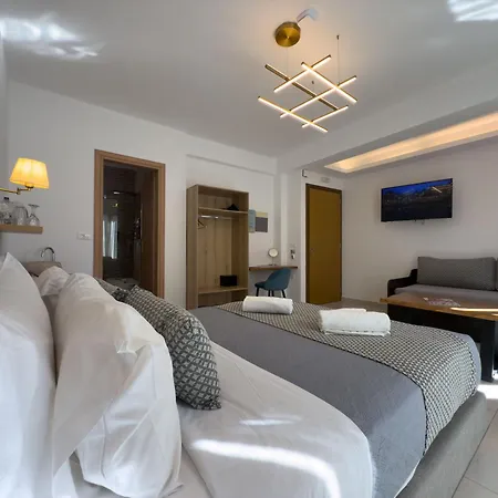 Deluxe Chania (Crete)