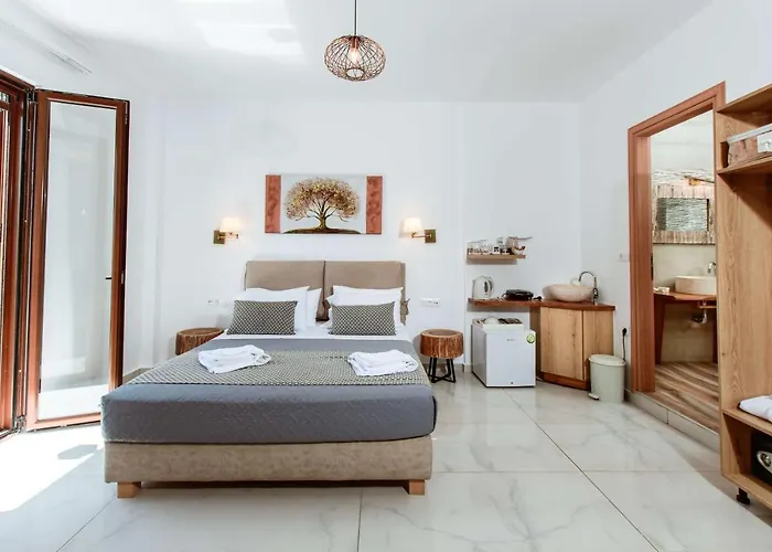 Hotel Deluxe Chania (Crete)