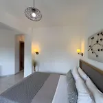 Deluxe 3*