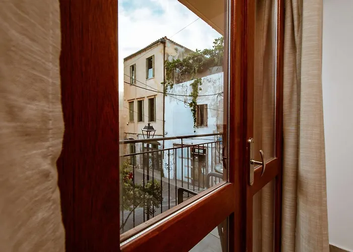 Hotel Deluxe Chania (Crete)