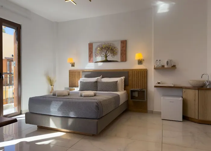 Deluxe Hotel Chania (Crete)