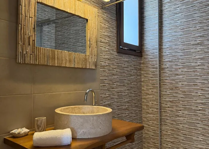 Deluxe Hotel Chania (Crete)